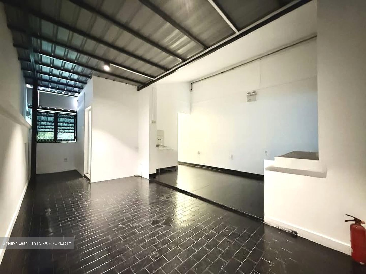 Jalan Besar (D8), Shop House #569587071